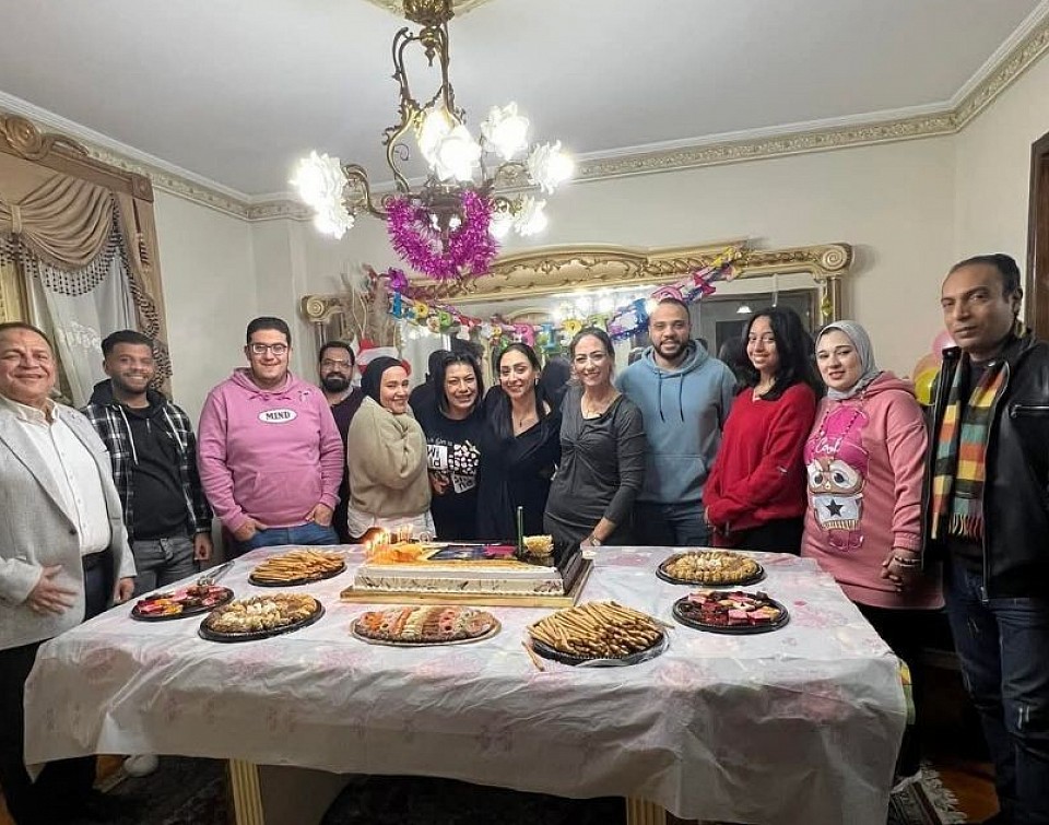 شباب صالون عبير